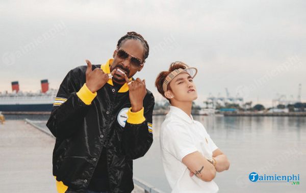 Đặc trưng khác biệt của Rap là gì? (Snoop Dogg và Sơn Tùng MTP trong “Hãy trao cho Anh”) - nguồn Internet