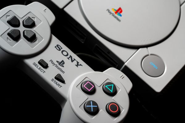 PlayStation là gì? Có nên mua PlayStation không?