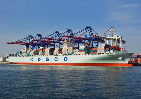 Vận tải đường biển có ưu thế về số lượng hàng hóa.